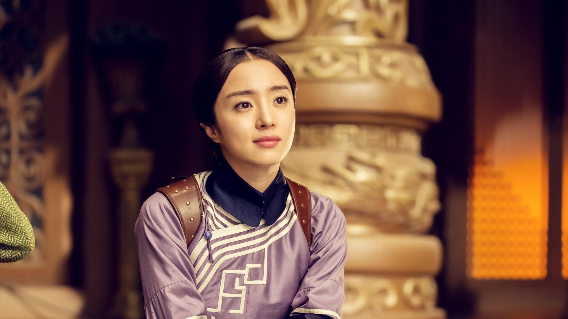 2021年季后赛：库里在连续三场火热表现中，单场投中10+三分，帮助勇士逆转强敌