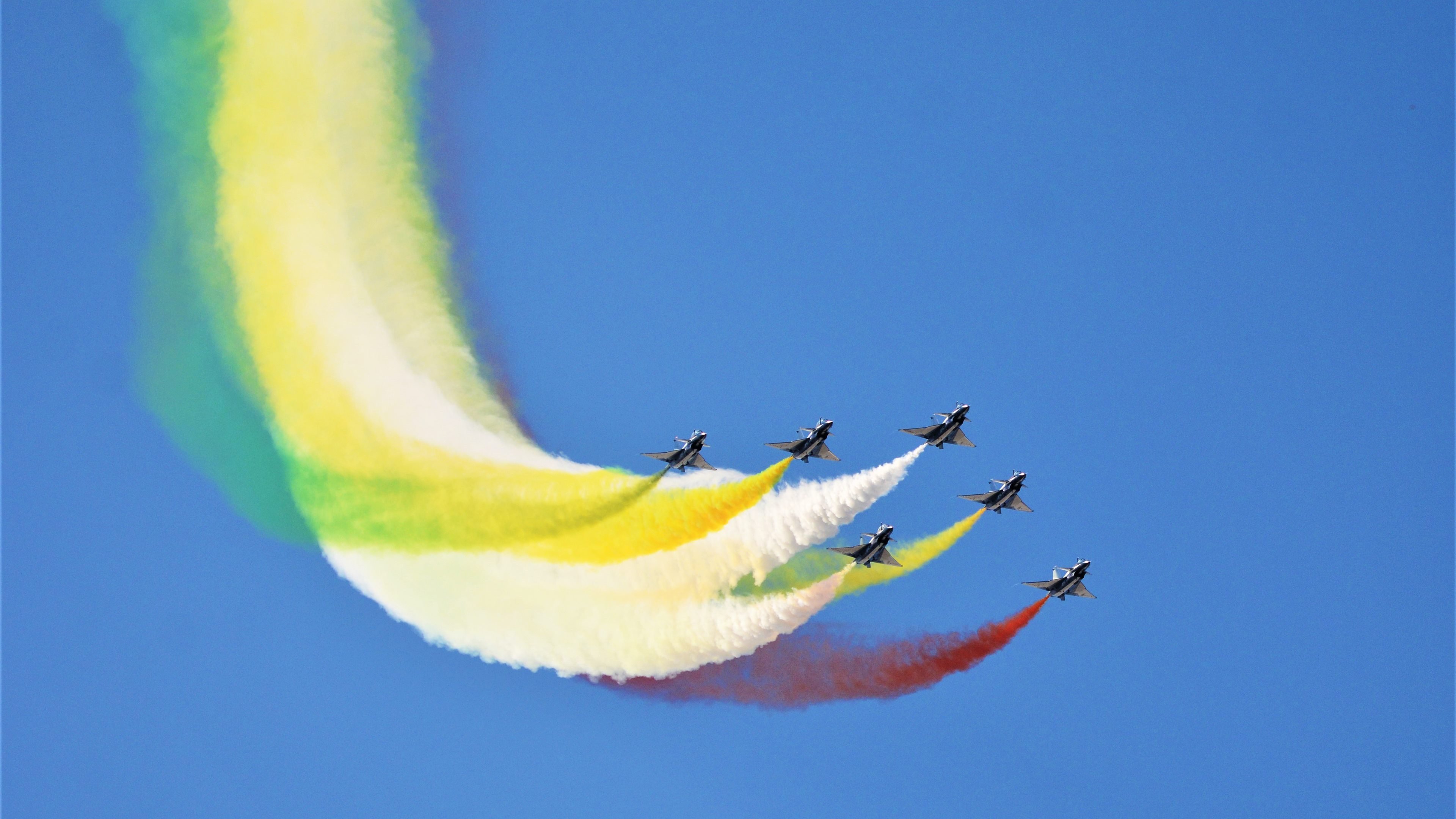 拜仁慕尼黑客场3-2逆转沃尔夫斯堡，艰难取胜，拜仁慕尼黑2队