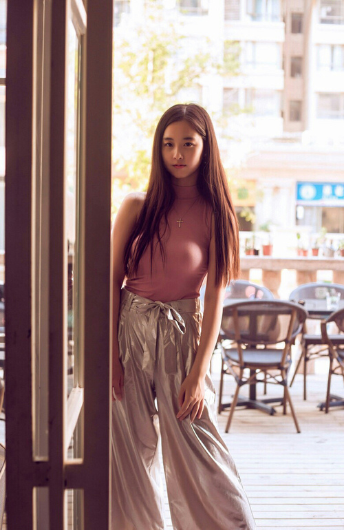 中后卫球员传球能力是否正在成为新标配，后卫给中锋传球