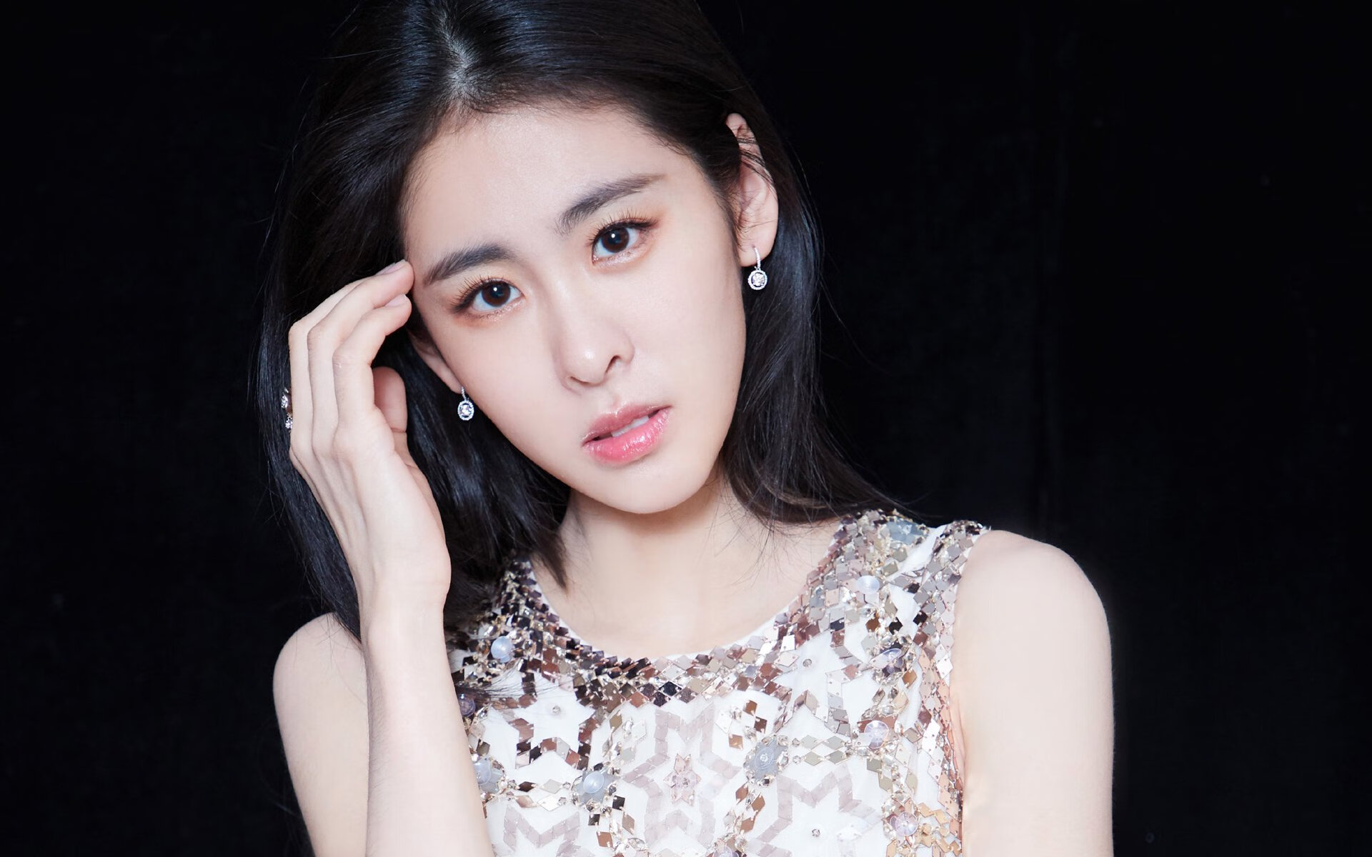 切尔西战术纪律严明，球员执行力强，切尔西是什么阵型